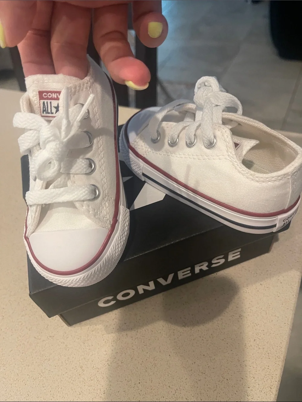 $47 NEW Baby Converse Kids White Low Top Sneakers toddler first shoes boy girl 5